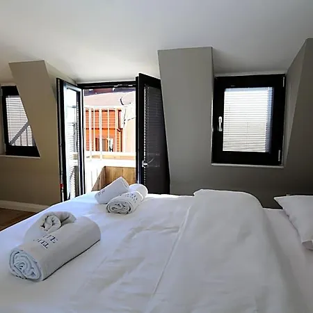 Sel Hotel *