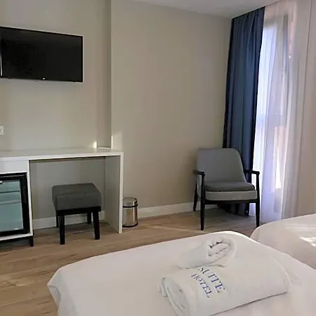 Sel Hotel *