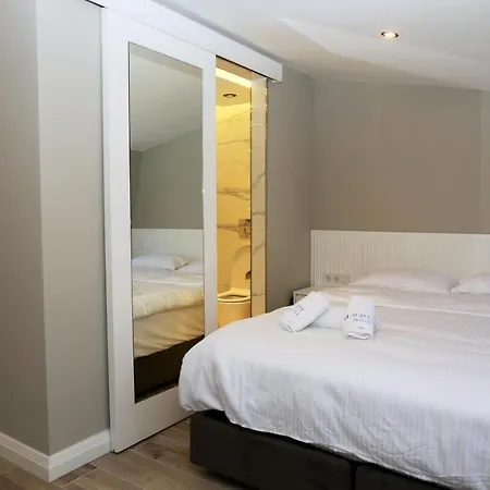 Sel Hotel *